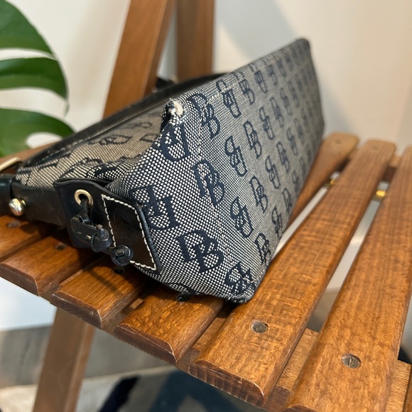 DOONEY & BOURKE Vintage Bag - Picture 9 of 15